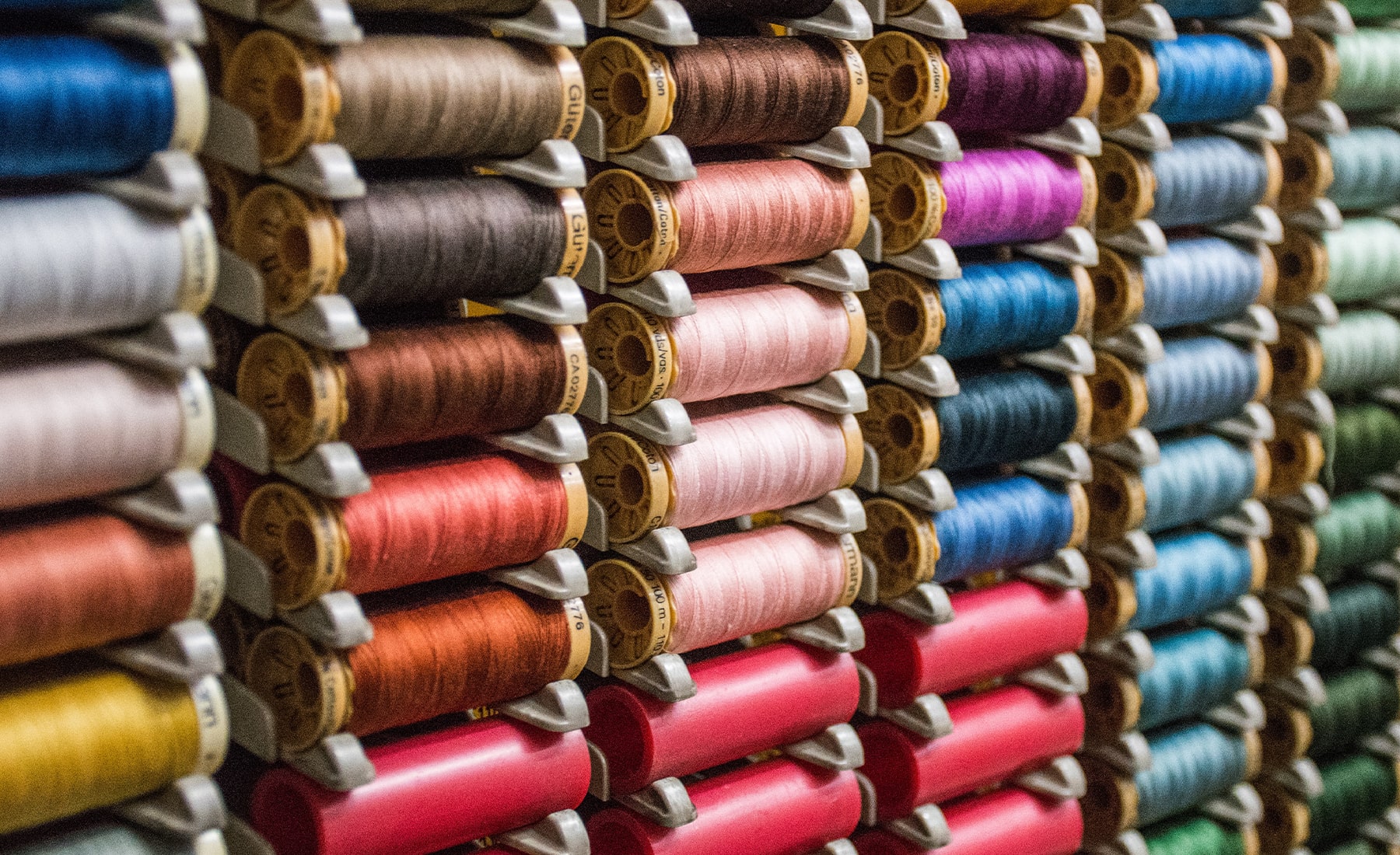 Multiple colours of threads